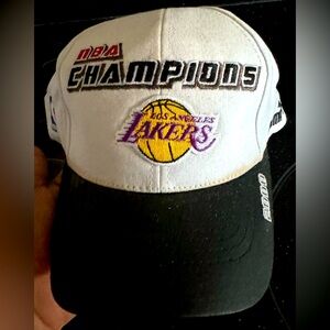 Lakers 2000 champions hat!